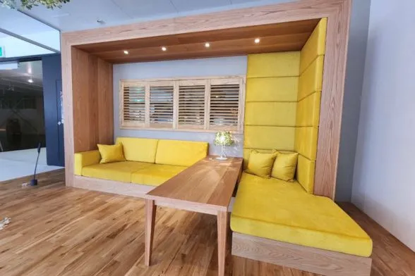 長野県松本市の+VITAの造作家具